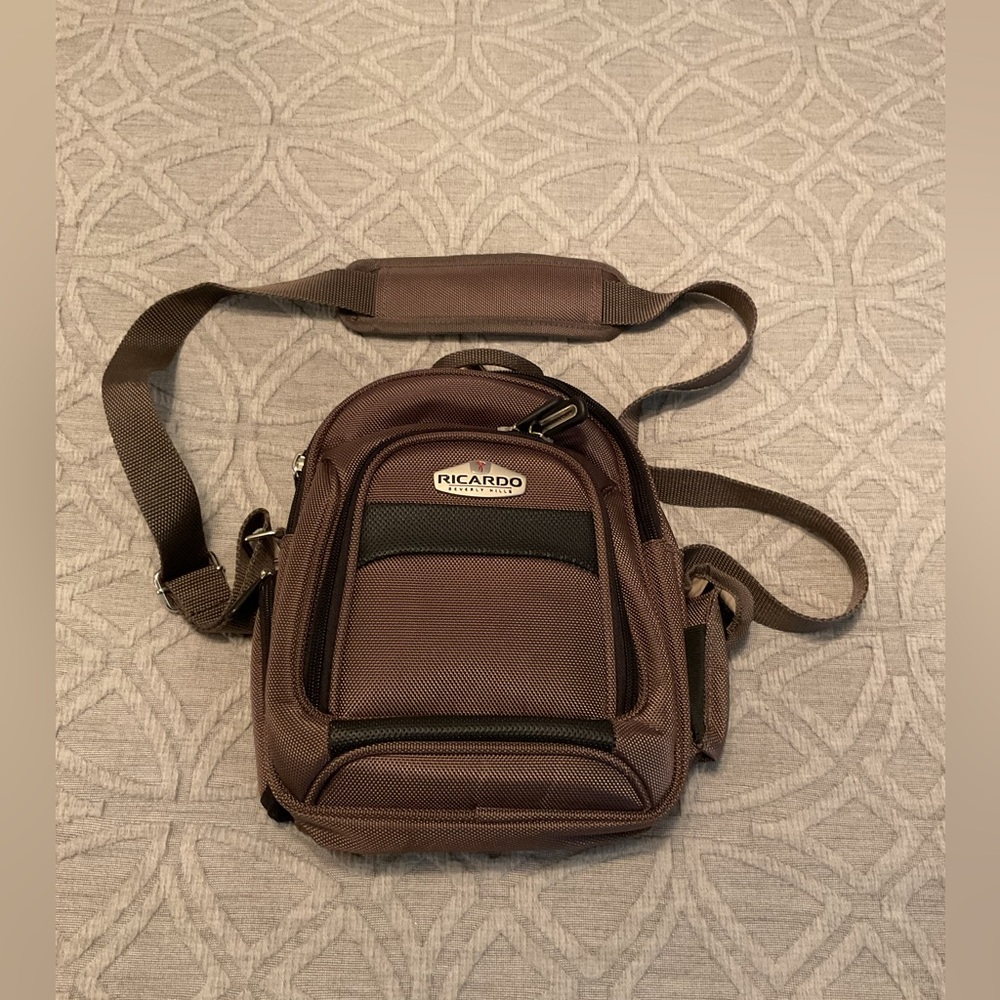 NWOT Ricardo Beverly Hills Small Canvas Travel Bag